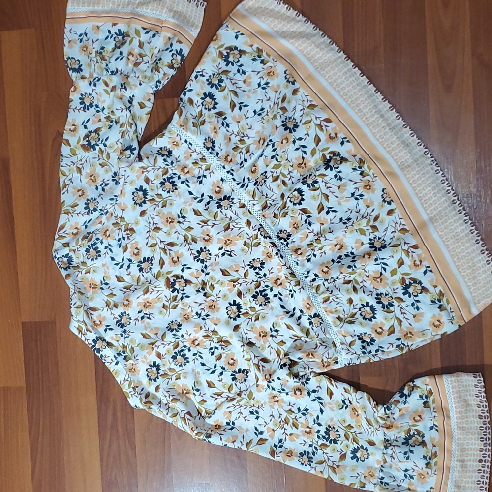 Fever floral top - Picture 7 of 8